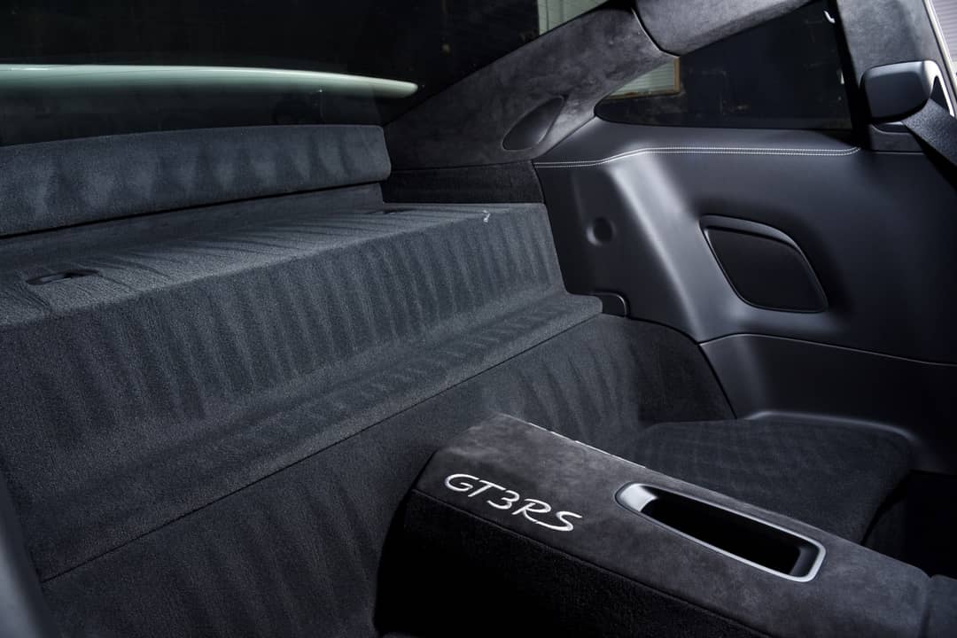 2016 Porsche 911 GT3 RS — photo 30