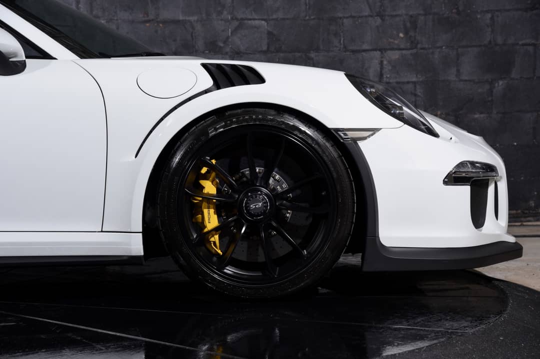 2016 Porsche 911 GT3 RS — photo 9