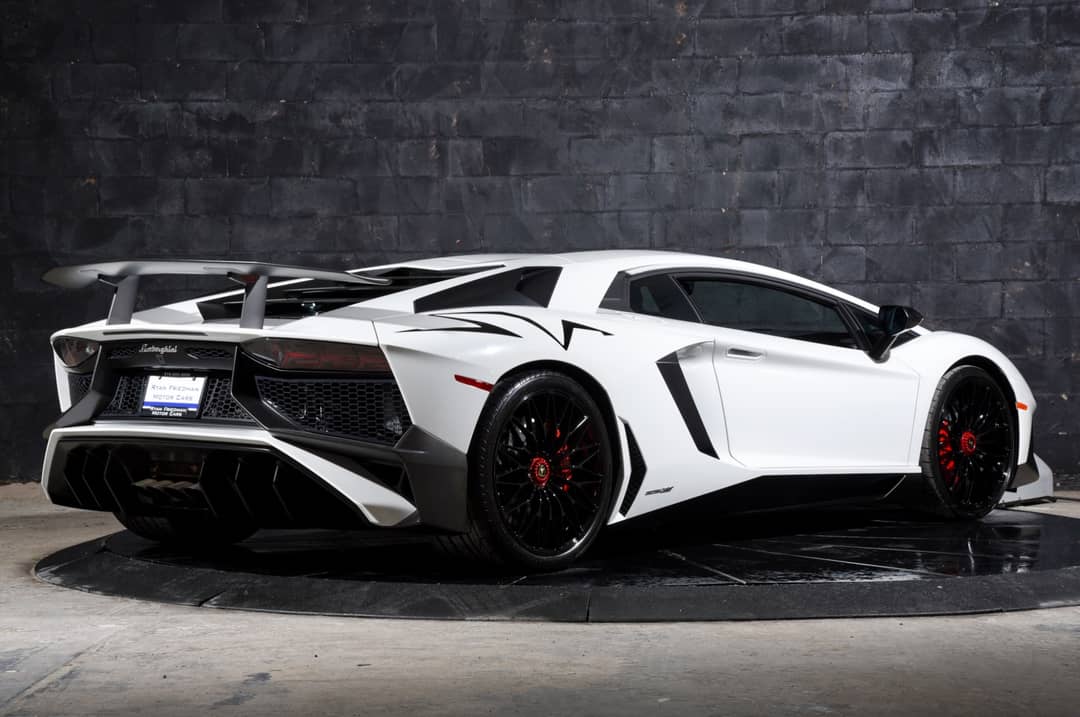 2016 Lamborghini Aventador LP 750-4 SV — photo 15