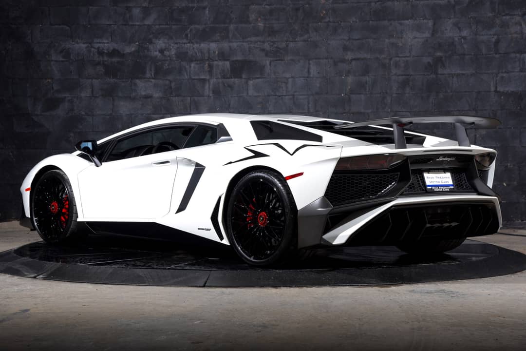 2016 Lamborghini Aventador LP 750-4 SV — photo 17