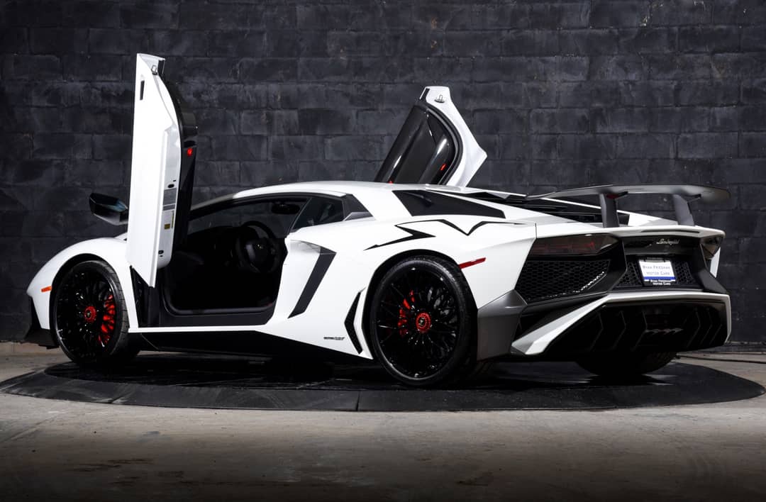 2016 Lamborghini Aventador LP 750-4 SV — photo 3