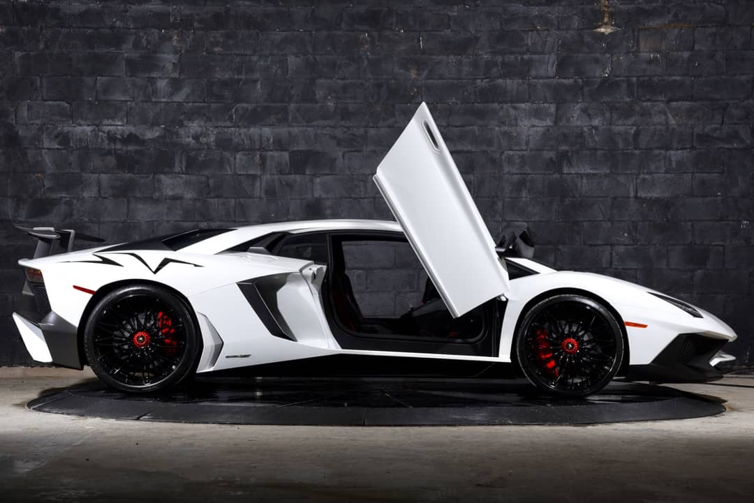 2016 Lamborghini Aventador LP 750-4 SV — photo 21