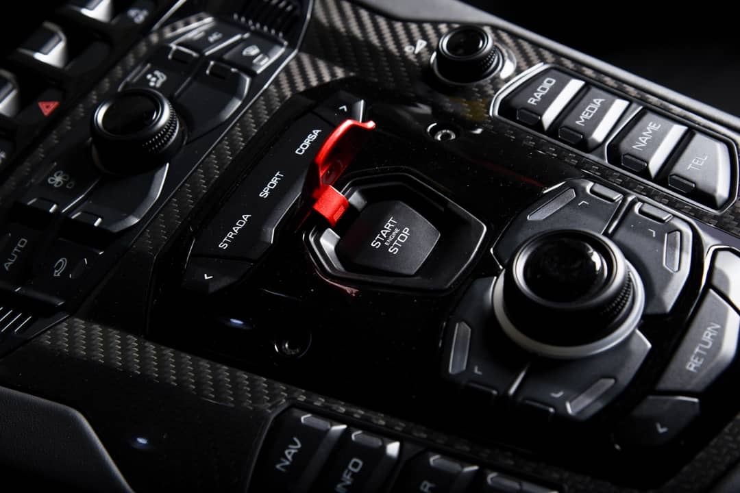 2016 Lamborghini Aventador LP 750-4 SV — photo 37