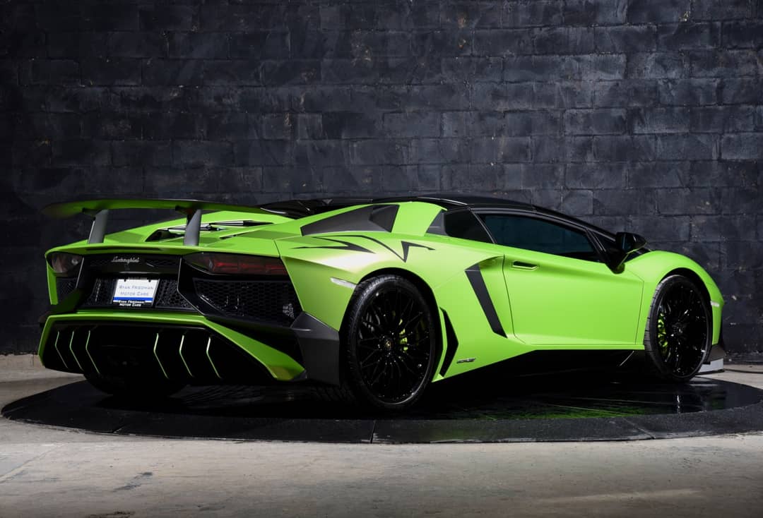 2017 Lamborghini Aventador LP 750-4 SV — photo 16