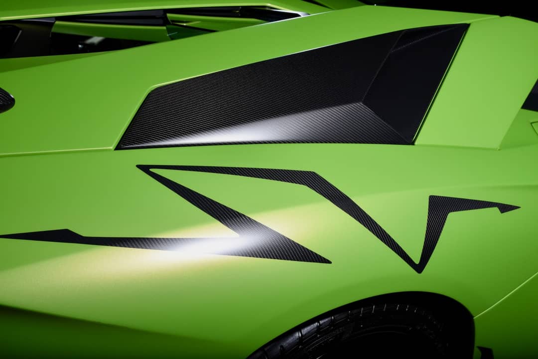 2017 Lamborghini Aventador LP 750-4 SV — photo 9