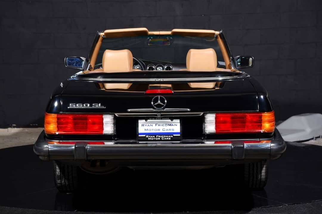 1988 Mercedes-Benz 560-Class 560 SL — photo 11