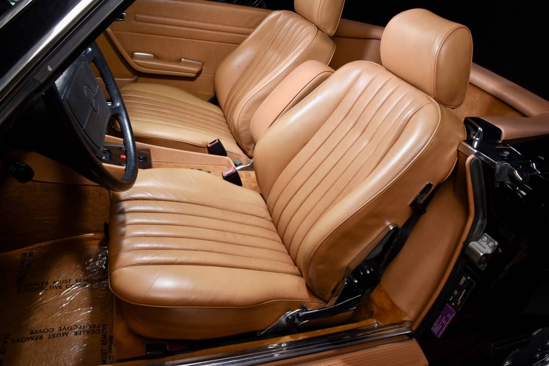1988 Mercedes-Benz 560-Class 560 SL — photo 13