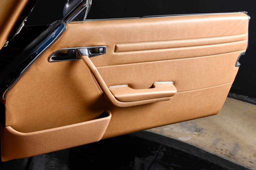 1988 Mercedes-Benz 560-Class 560 SL — photo 18