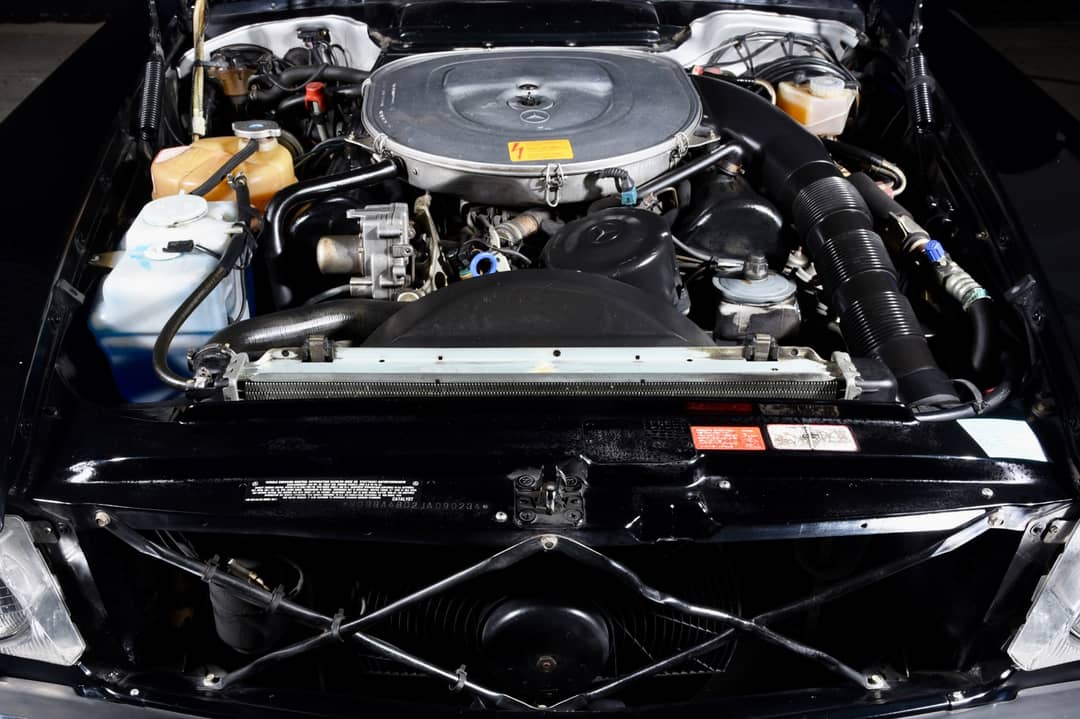 1988 Mercedes-Benz 560-Class 560 SL — photo 23