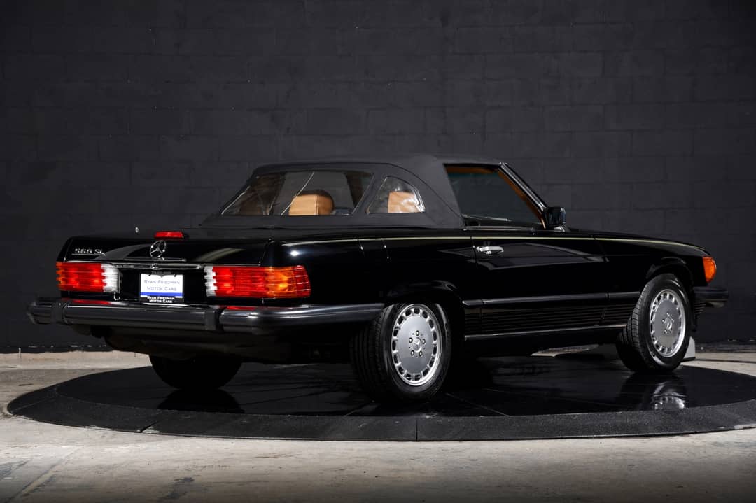 1988 Mercedes-Benz 560-Class 560 SL — photo 28