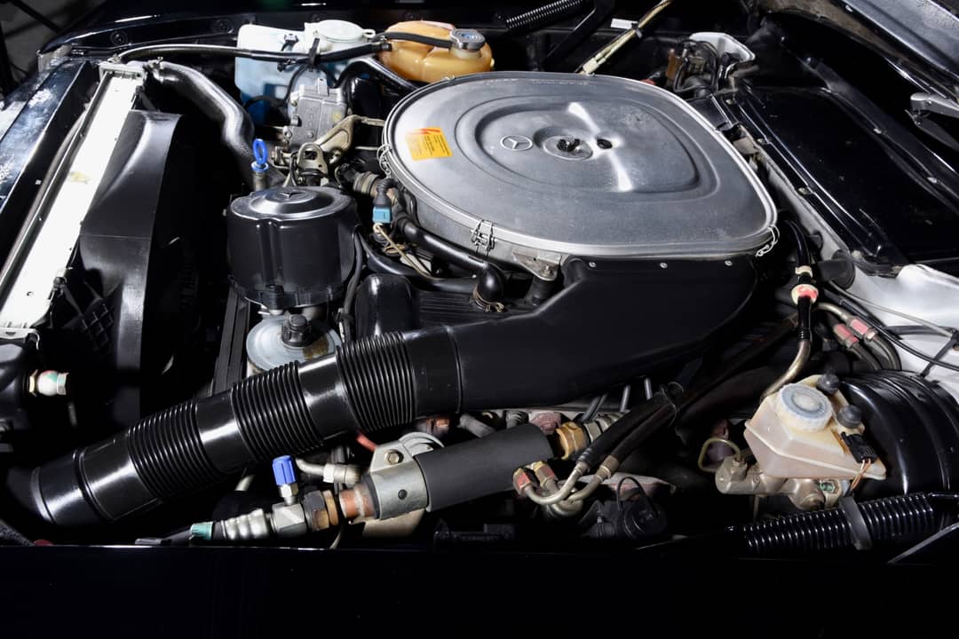 1988 Mercedes-Benz 560-Class 560 SL — photo 8