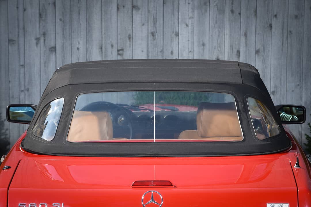 1989 Mercedes-Benz 560 SL — photo 18