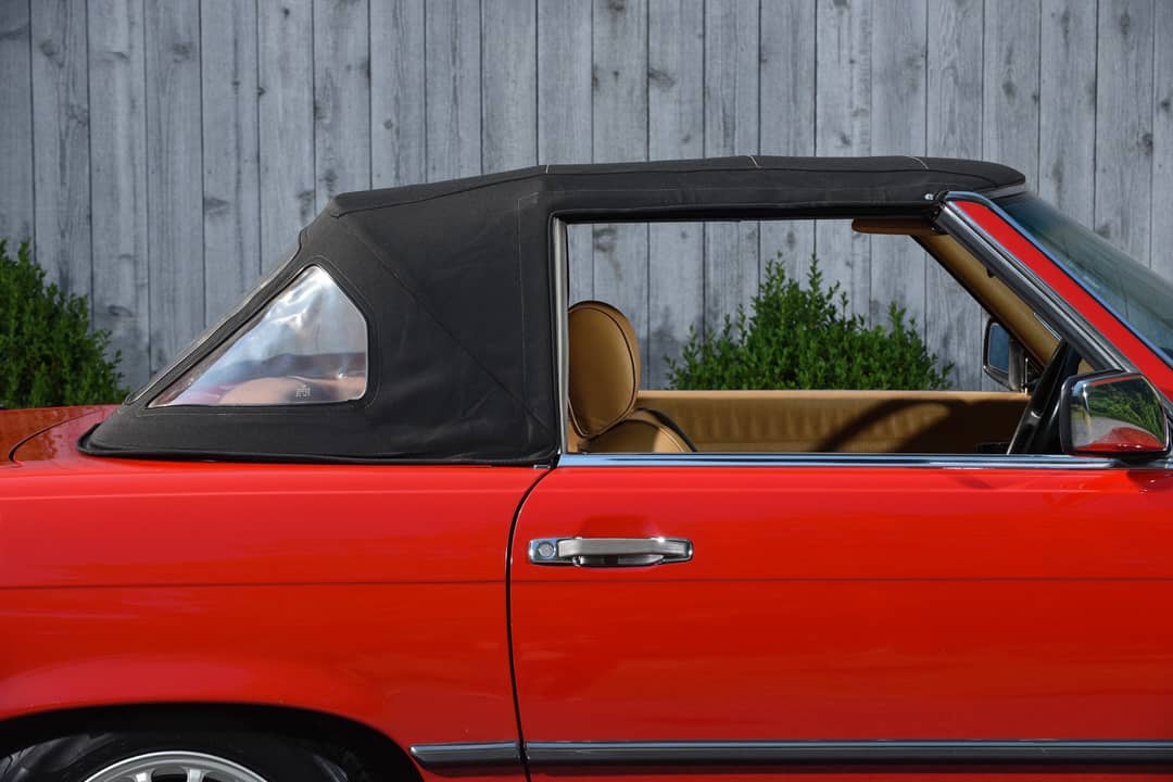 1989 Mercedes-Benz 560 SL — photo 19