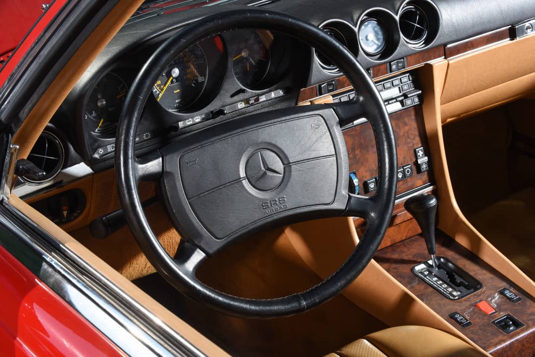 1989 Mercedes-Benz 560 SL — photo 3