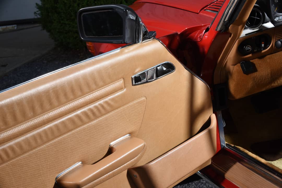1989 Mercedes-Benz 560 SL — photo 28