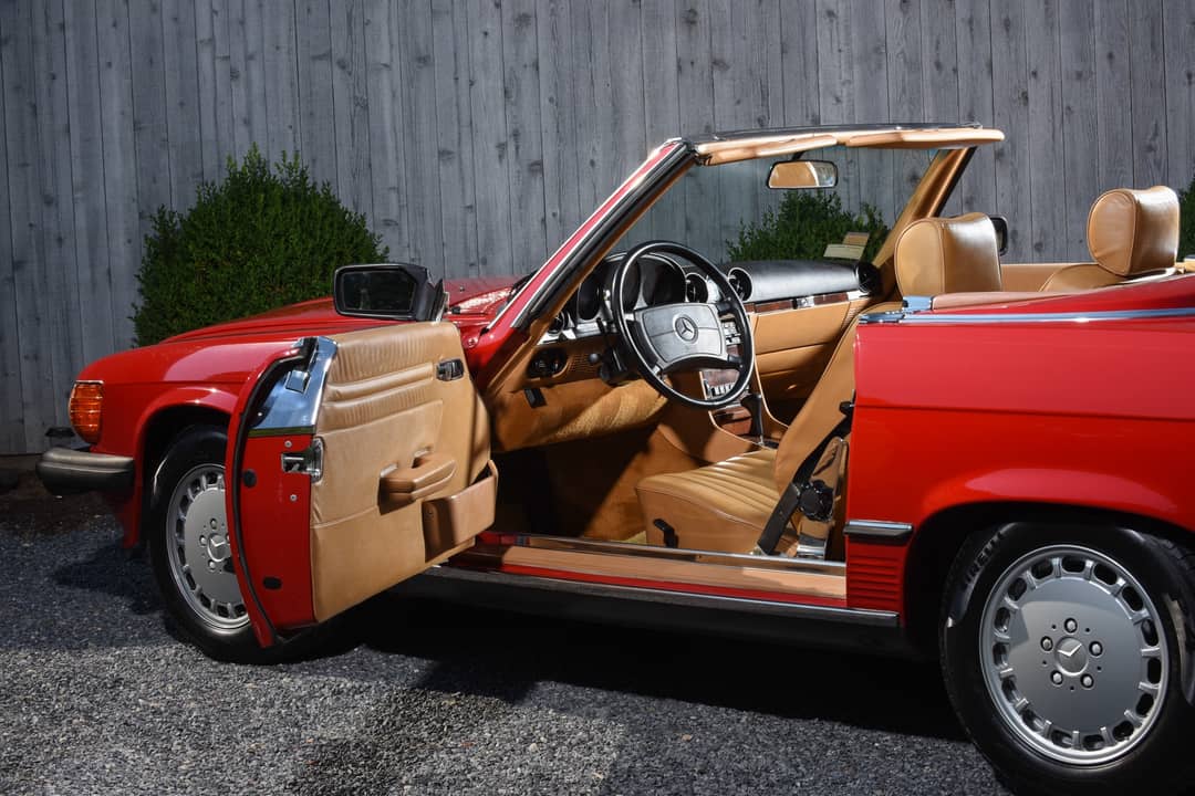 1989 Mercedes-Benz 560 SL — photo 34