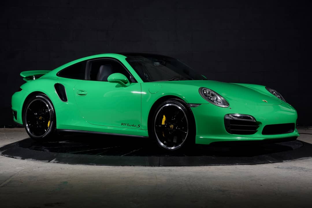 2015 Porsche 911 Turbo S — photo 14
