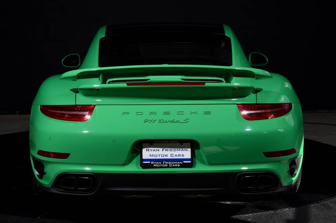 2015 Porsche 911 Turbo S — photo 17