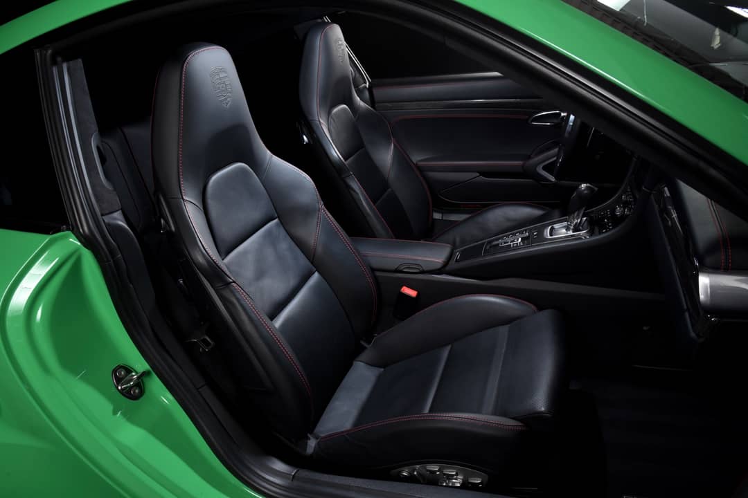 2015 Porsche 911 Turbo S — photo 22