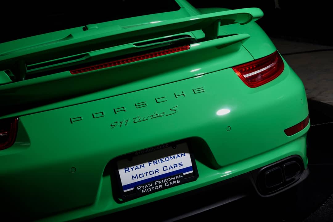 2015 Porsche 911 Turbo S — photo 10