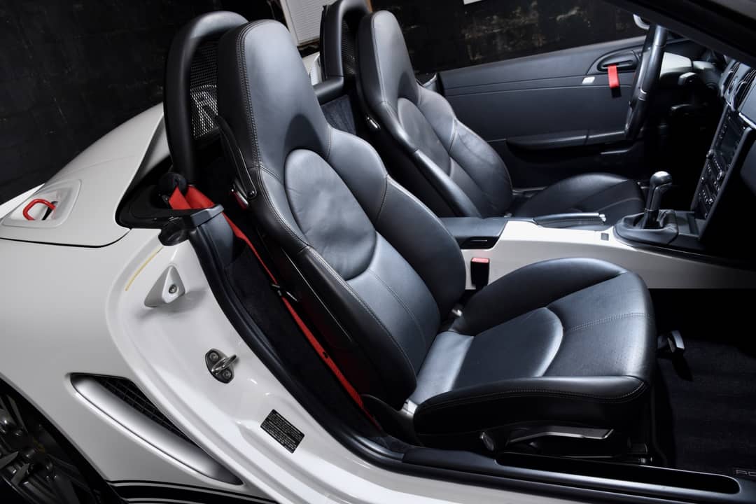 2011 Porsche Boxster Spyder — photo 5