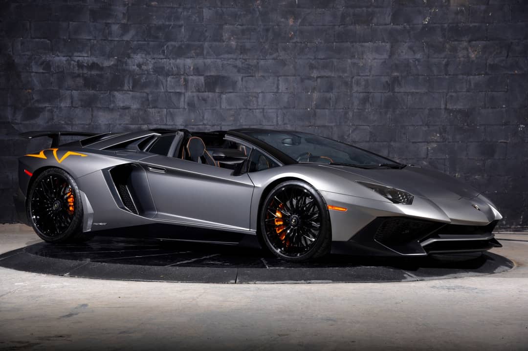 2017 Lamborghini Aventador LP 750-4 SV — photo 16