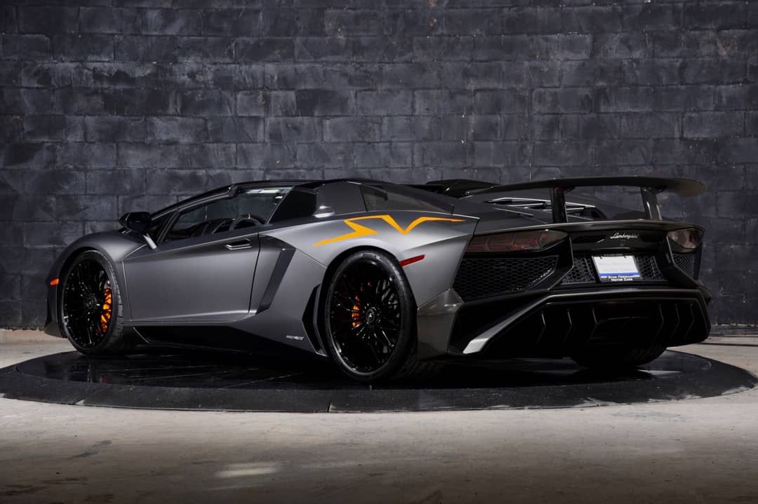 2017 Lamborghini Aventador LP 750-4 SV — photo 17