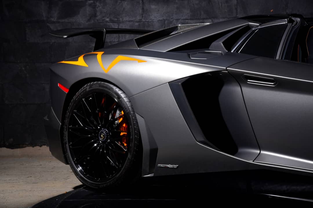 2017 Lamborghini Aventador LP 750-4 SV — photo 23