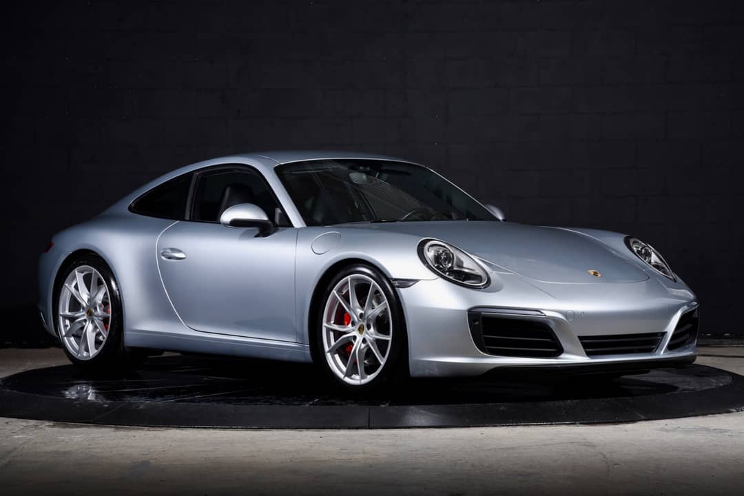 2017 Porsche 911 Carrera S — photo 2