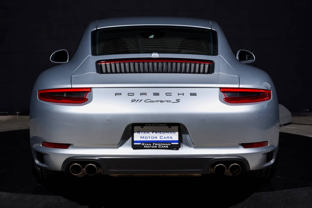 2017 Porsche 911 Carrera S — photo 9