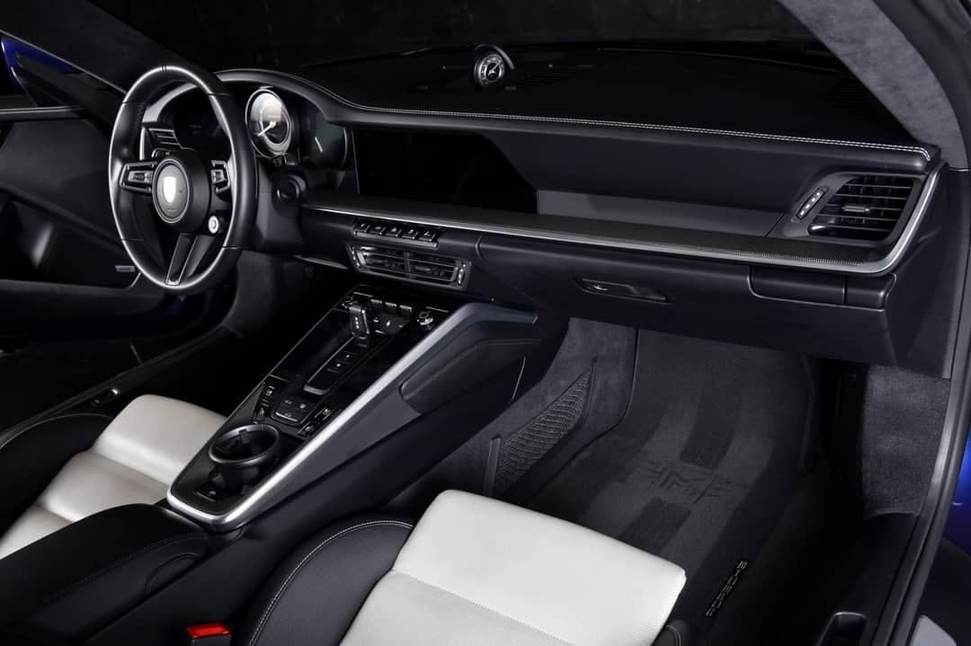 2021 Porsche 911 Turbo S — photo 16