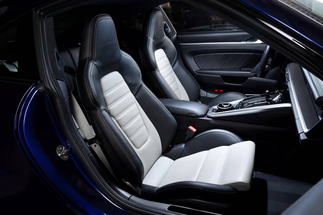 2021 Porsche 911 Turbo S — photo 17