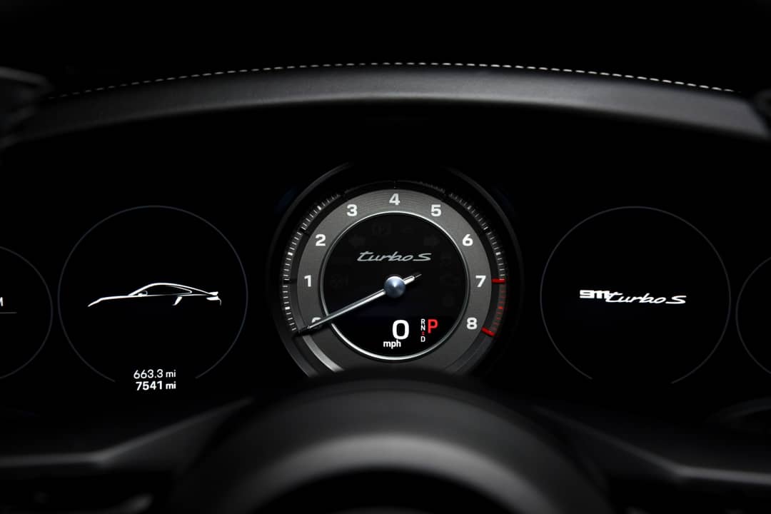 2021 Porsche 911 Turbo S — photo 25