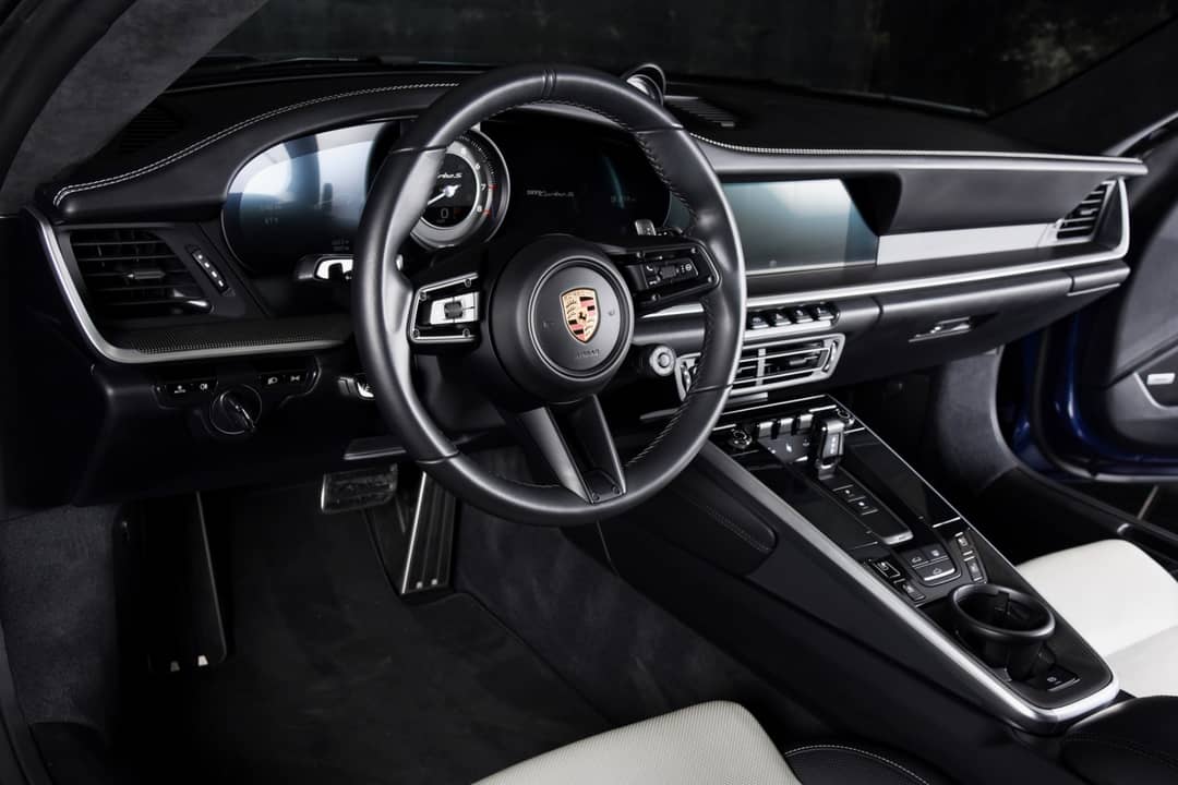 2021 Porsche 911 Turbo S — photo 4