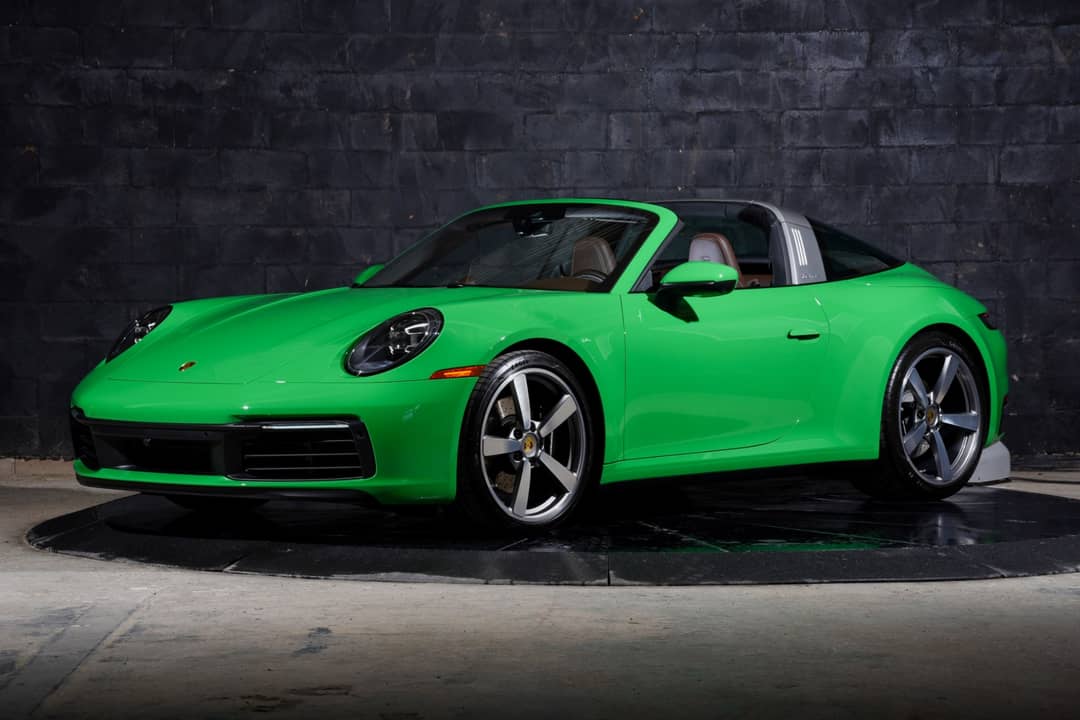 2024 Porsche 911 Targa 4S — photo 2
