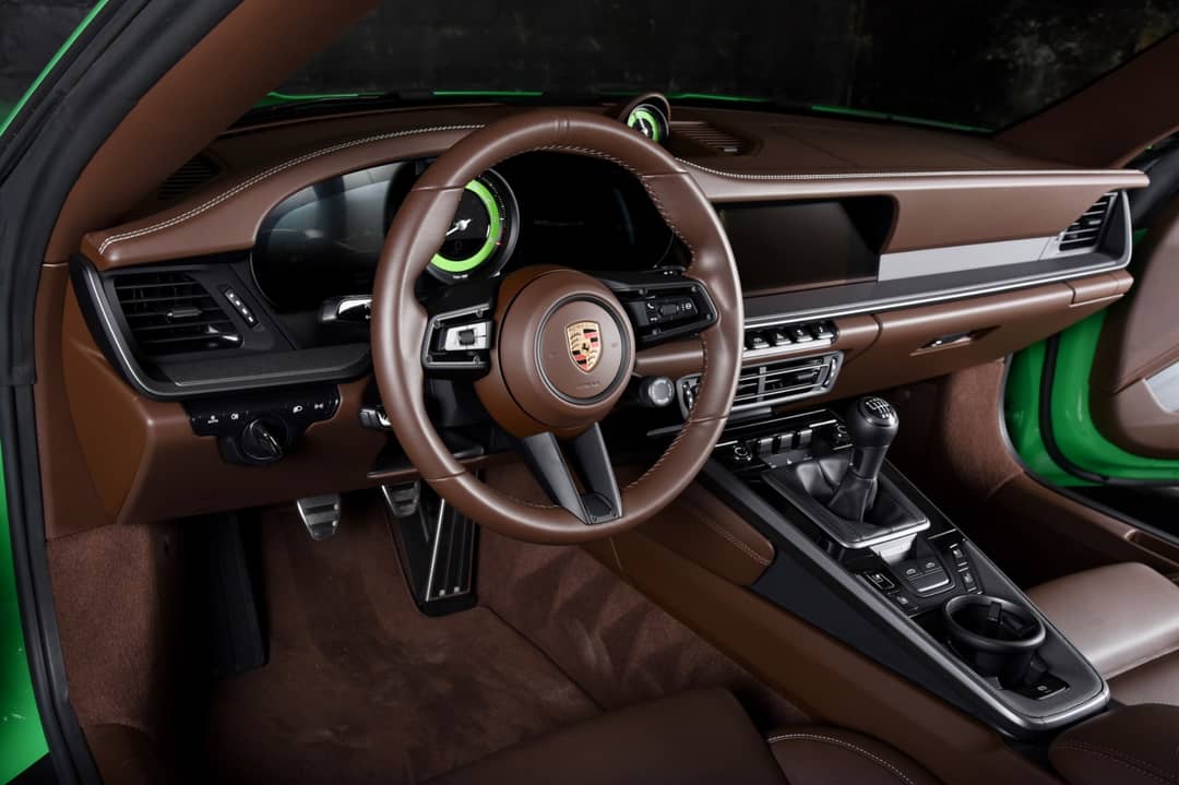 2024 Porsche 911 Targa 4S — photo 17