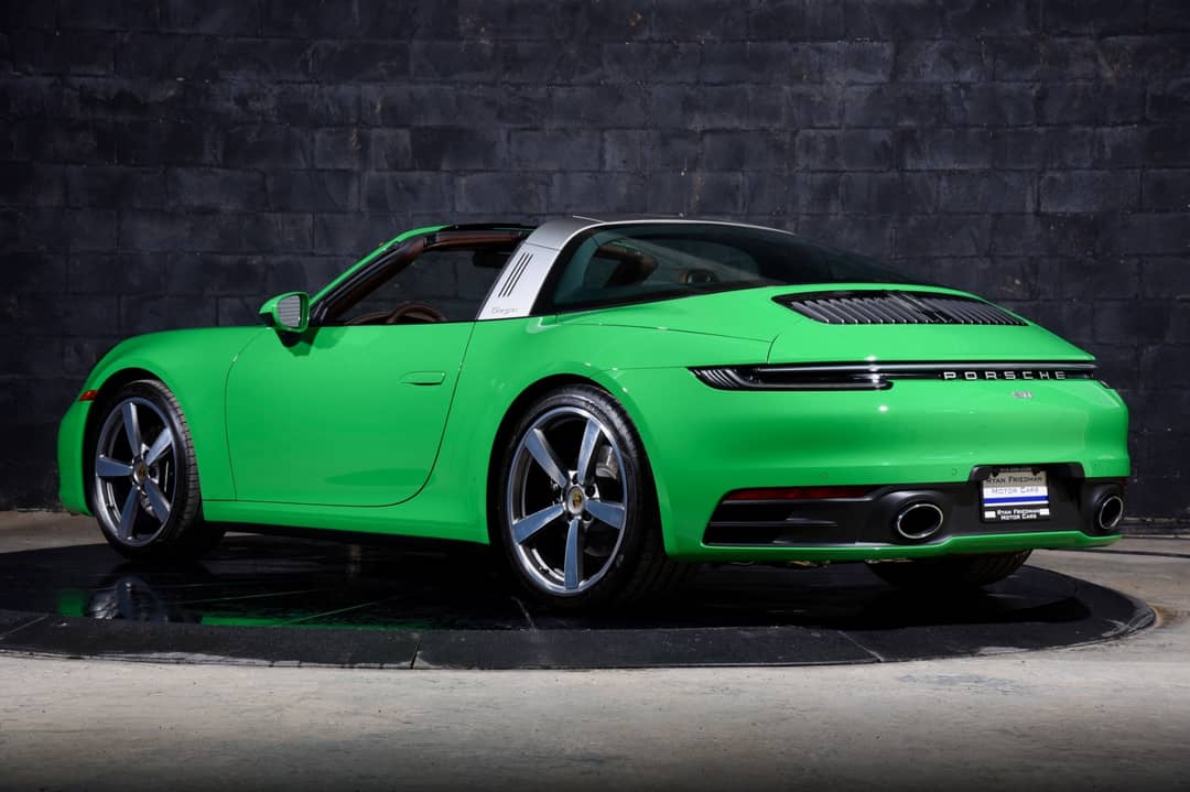 2024 Porsche 911 Targa 4S — photo 3