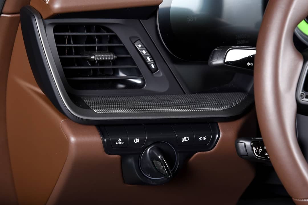 2024 Porsche 911 Targa 4S — photo 27