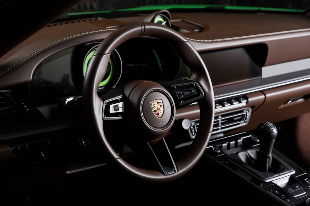 2024 Porsche 911 Targa 4S — photo 4