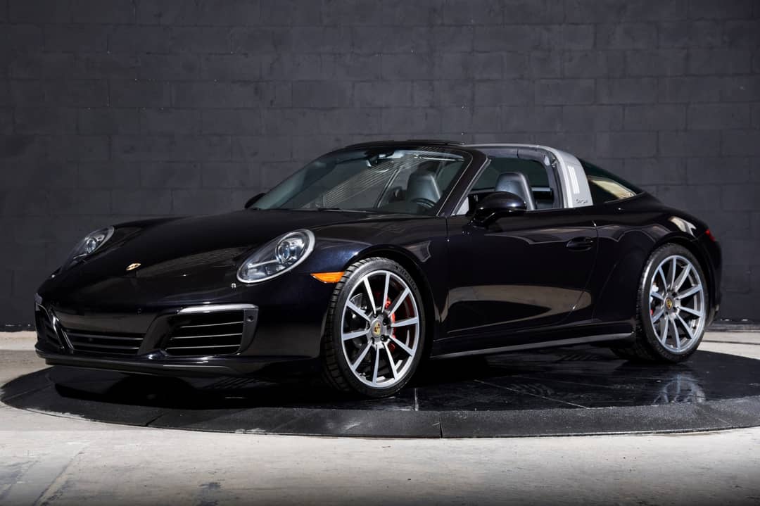2017 Porsche 911 Targa 4 — photo 2