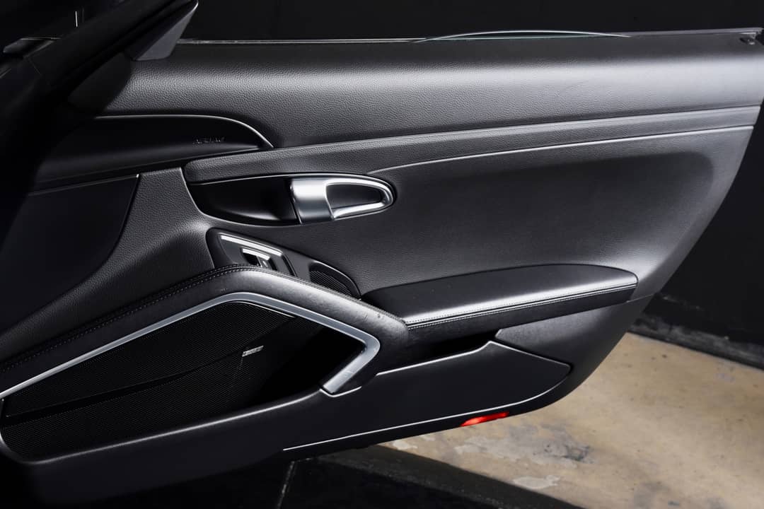2017 Porsche 911 Targa 4 — photo 16