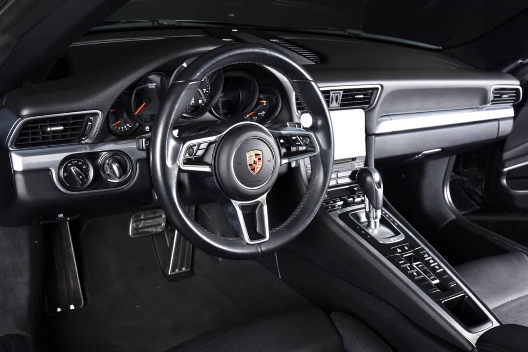 2017 Porsche 911 Targa 4 — photo 10