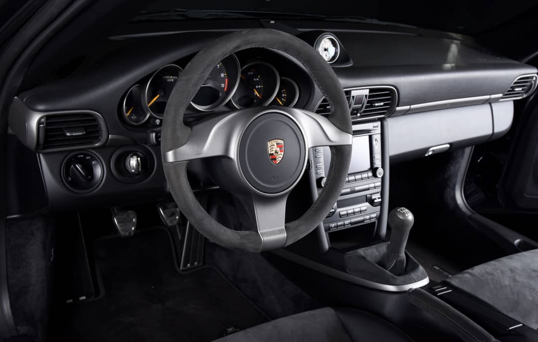 2010 Porsche 911 GT3 — photo 16