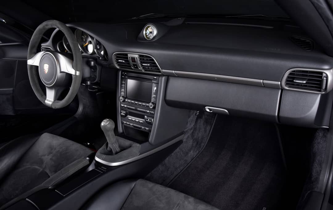 2010 Porsche 911 GT3 — photo 18