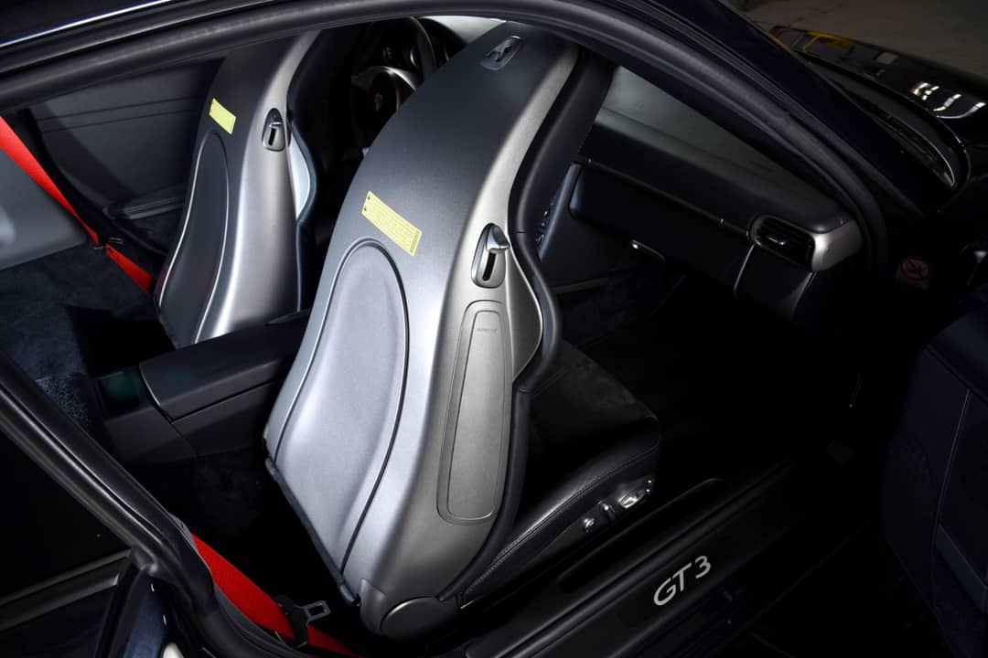 2010 Porsche 911 GT3 — photo 27