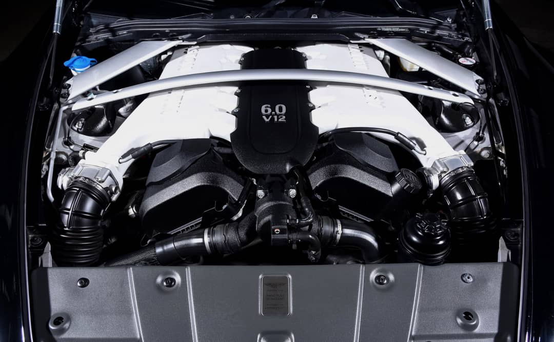 2017 Aston Martin V12 Vantage S Roadster — photo 31