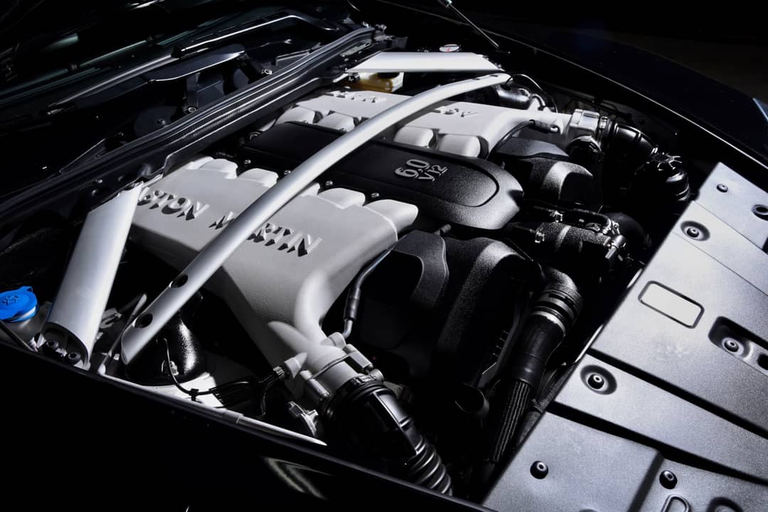 2017 Aston Martin V12 Vantage S Roadster — photo 9