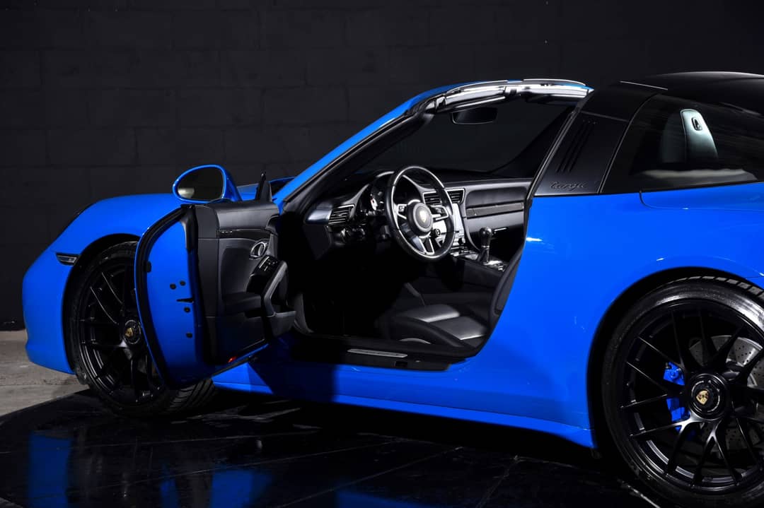 2017 Porsche 911 Targa 4 GTS — photo 13