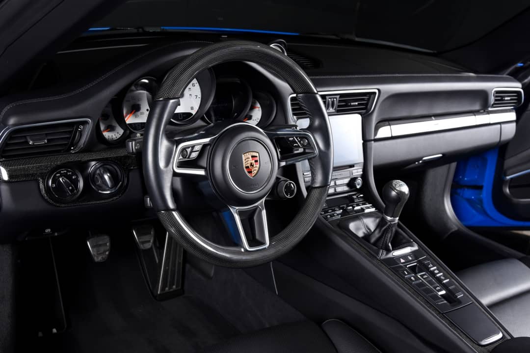 2017 Porsche 911 Targa 4 GTS — photo 14