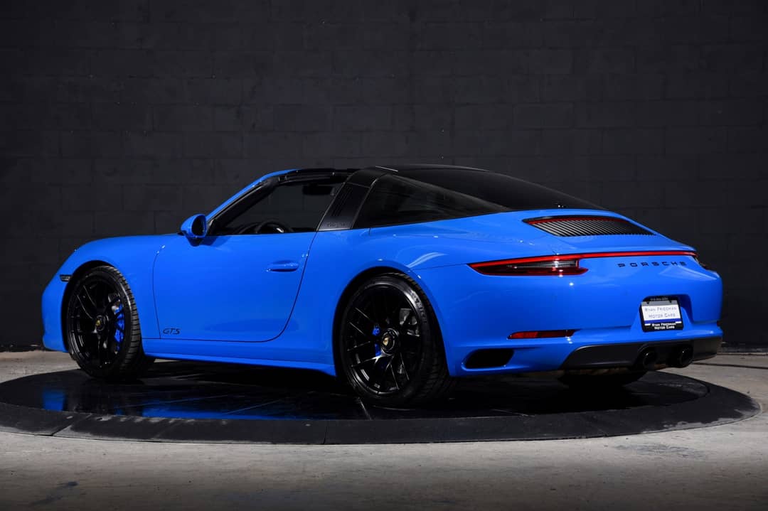 2017 Porsche 911 Targa 4 GTS — photo 3